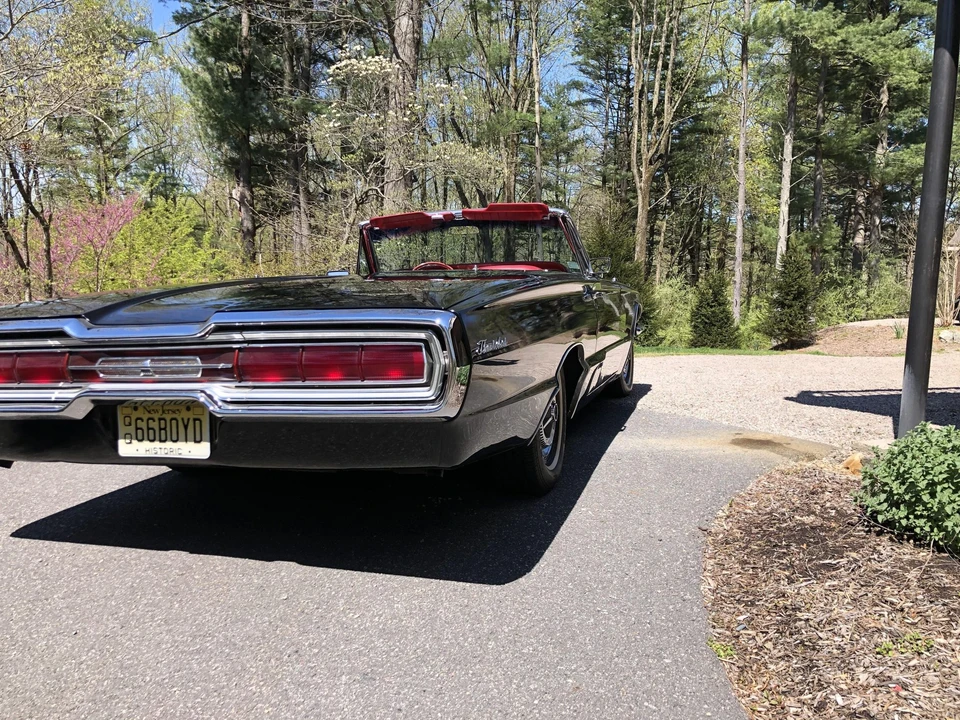 1966 Ford Thunderbird 4th Gen - Image 26 of 31