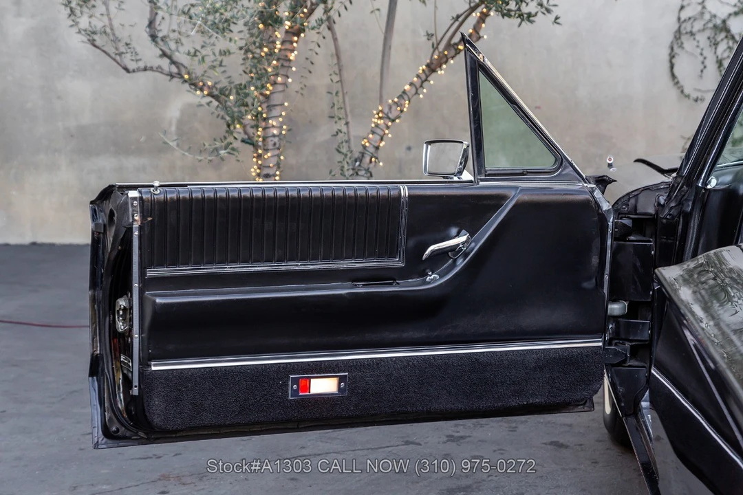 1966 Ford Thunderbird 4th Gen - Image 21 of 31