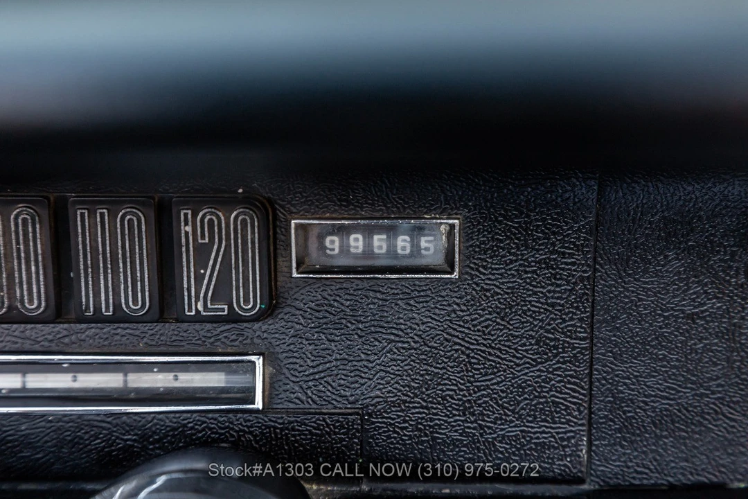 1966 Ford Thunderbird 4th Gen - Image 26 of 31