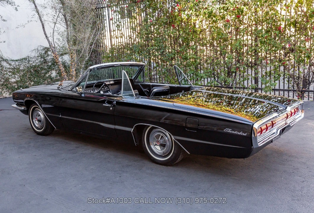 1966 Ford Thunderbird 4th Gen - Image 8 of 31