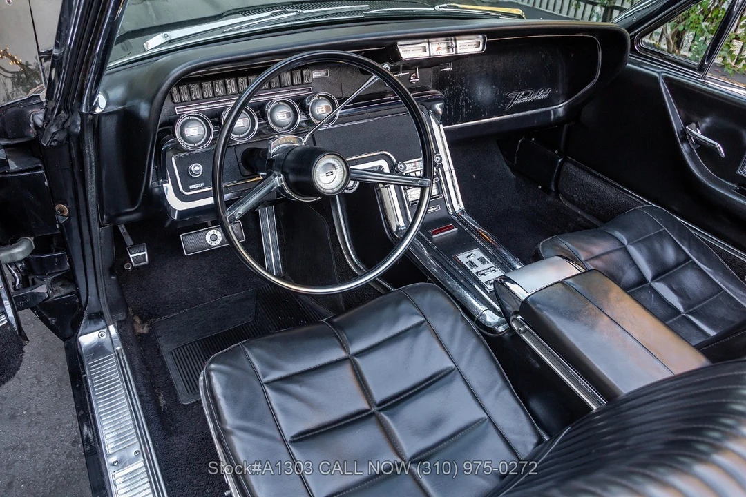 1966 Ford Thunderbird 4th Gen - Image 24 of 31