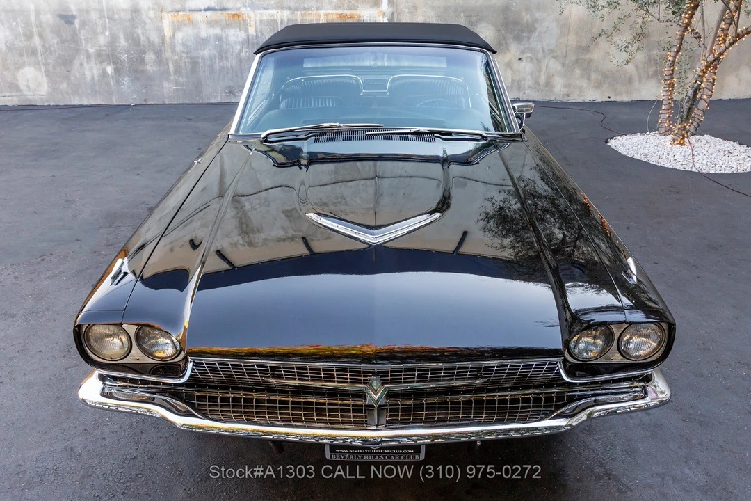 1966 Ford Thunderbird 4th Gen - Image 10 of 31
