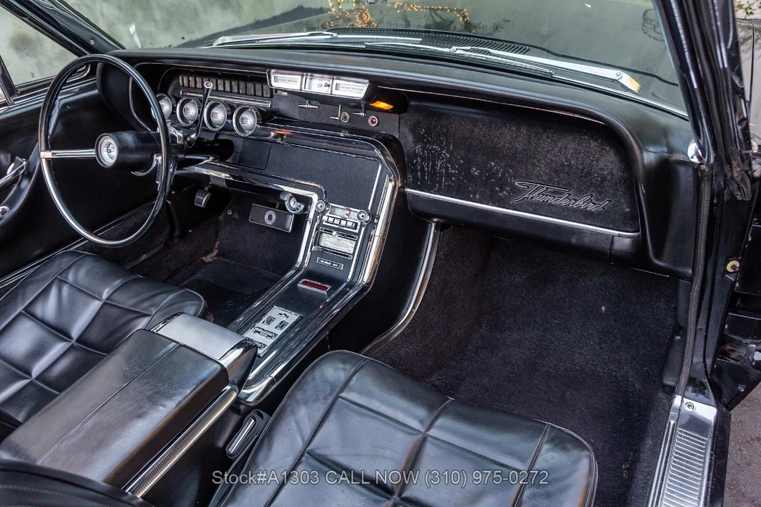 1966 Ford Thunderbird 4th Gen - Image 29 of 31