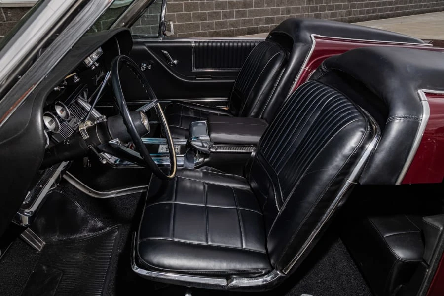 1966 Ford Thunderbird 4th Gen - Image 19 of 31