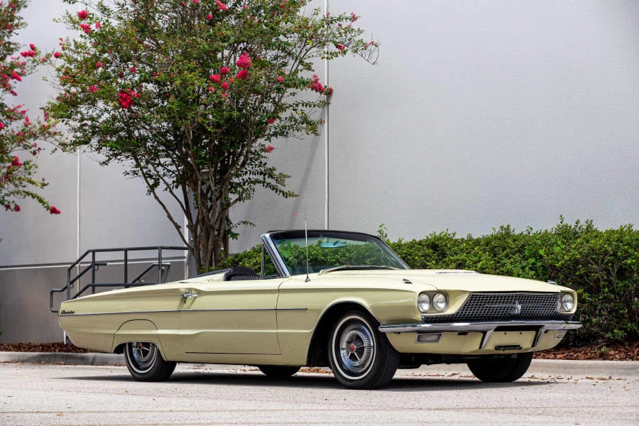 1966 Ford Thunderbird 4th Gen - Image 11 of 11