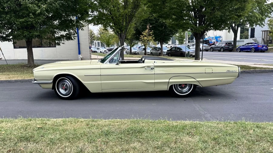 1966 Ford Thunderbird 4th Gen - Image 7 of 31