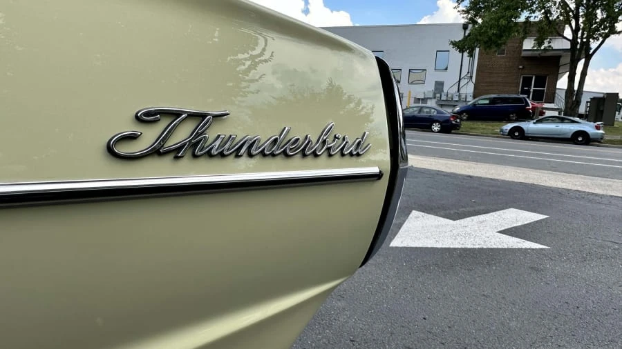1966 Ford Thunderbird 4th Gen - Image 13 of 31