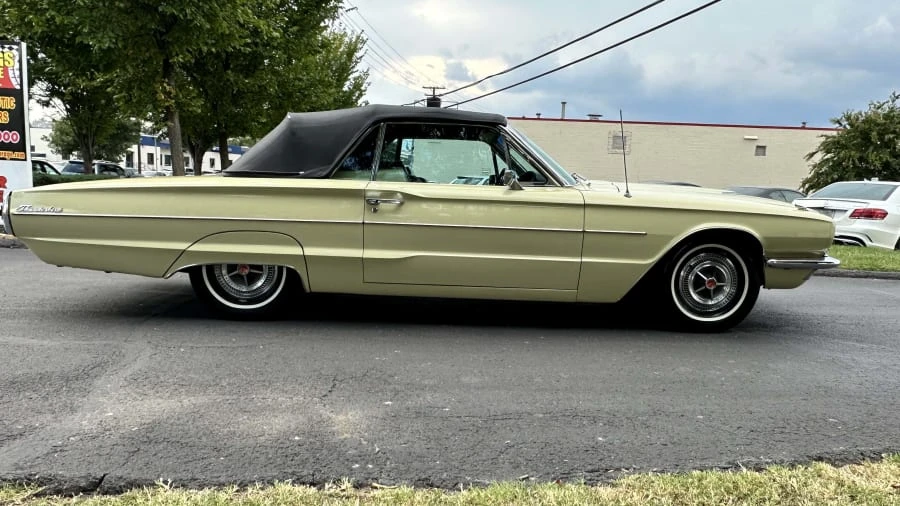 1966 Ford Thunderbird 4th Gen - Image 5 of 31