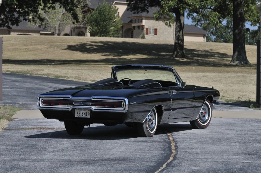 1966 Ford Thunderbird 4th Gen - Image 9 of 10