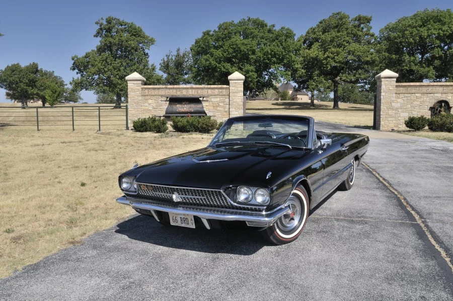 1966 Ford Thunderbird 4th Gen - Image 10 of 10