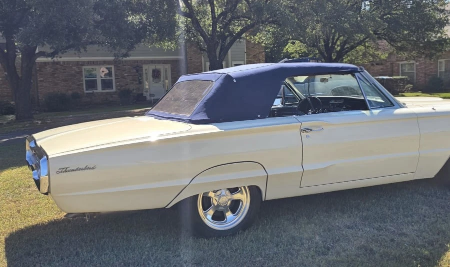 1966 Ford Thunderbird 4th Gen - Image 13 of 31