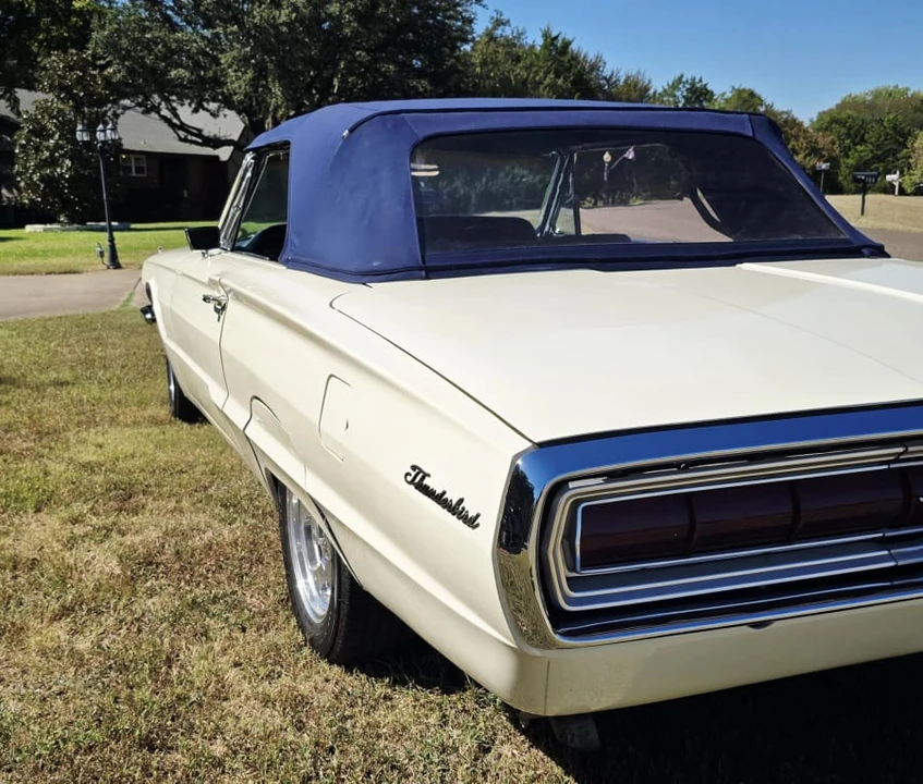 1966 Ford Thunderbird 4th Gen - Image 19 of 31
