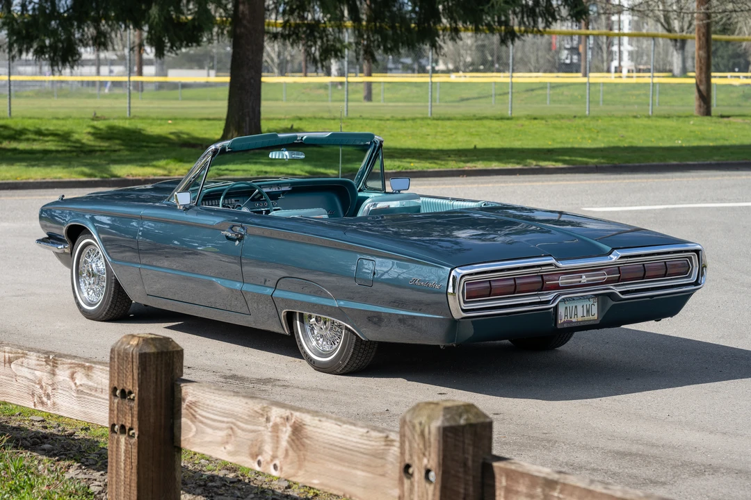 1966 Ford Thunderbird 4th Gen - Image 9 of 31
