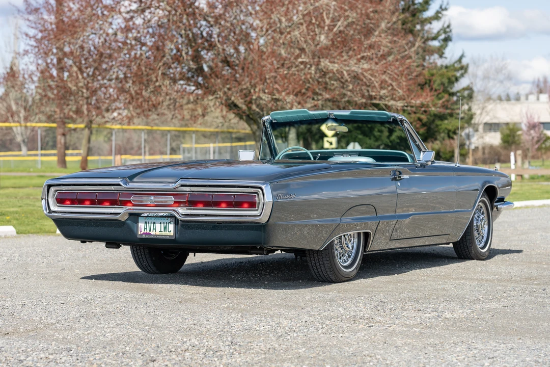 1966 Ford Thunderbird 4th Gen - Image 7 of 31
