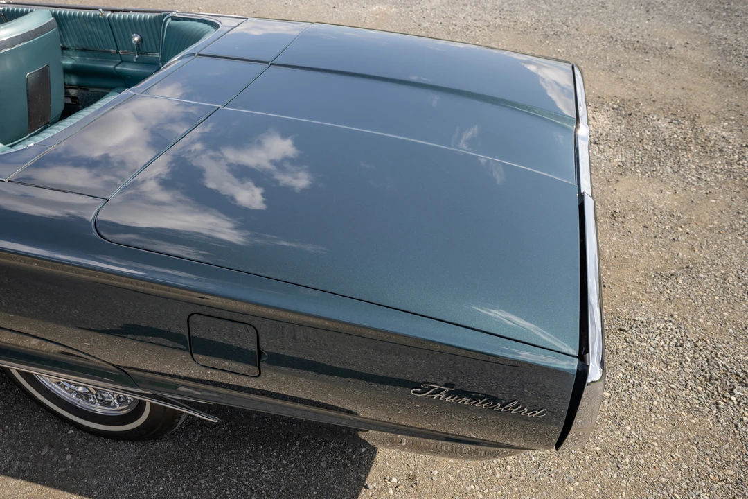 1966 Ford Thunderbird 4th Gen - Image 24 of 31