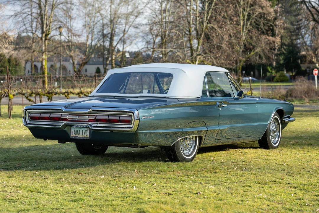1966 Ford Thunderbird 4th Gen - Image 18 of 31
