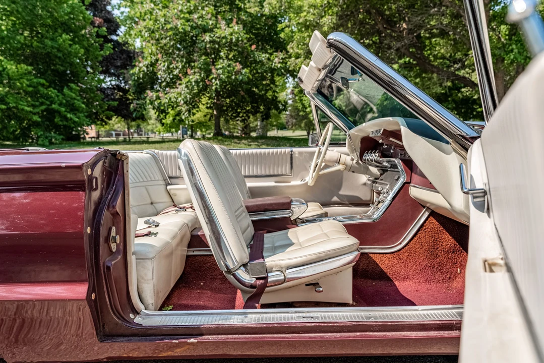 1966 Ford Thunderbird 4th Gen - Image 30 of 31