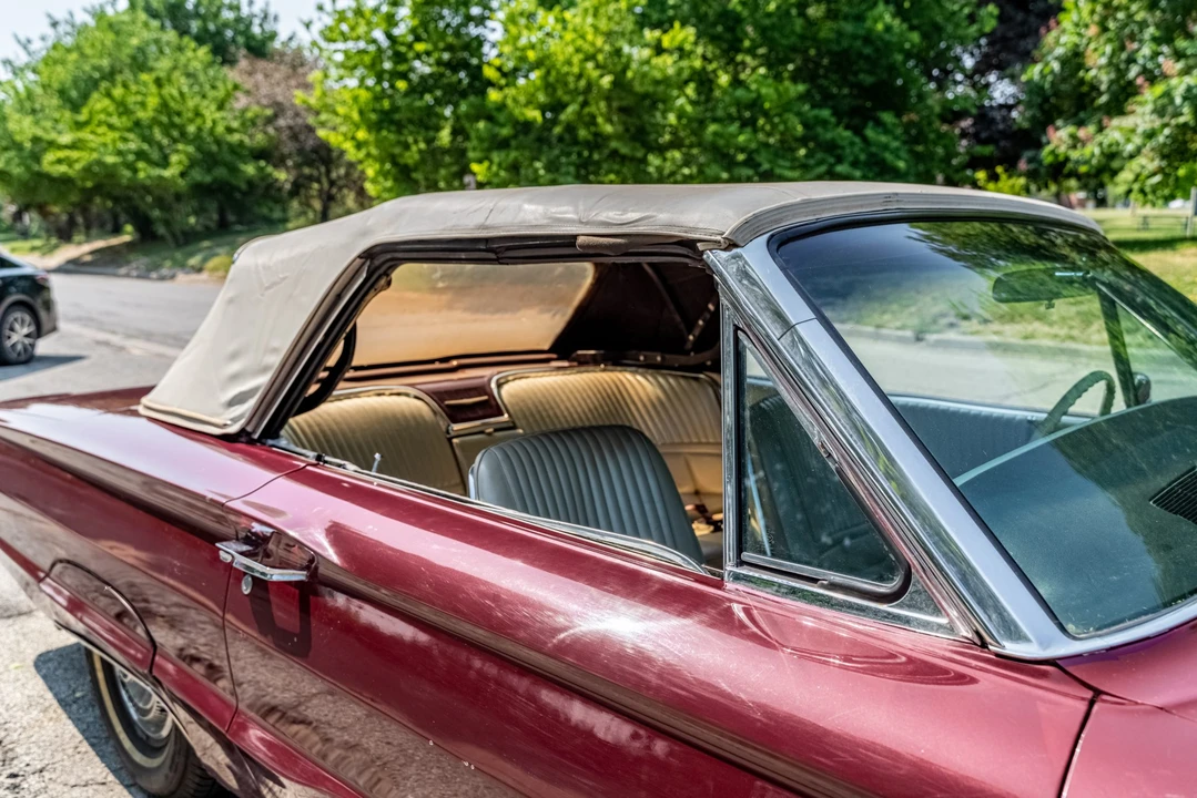 1966 Ford Thunderbird 4th Gen - Image 12 of 31