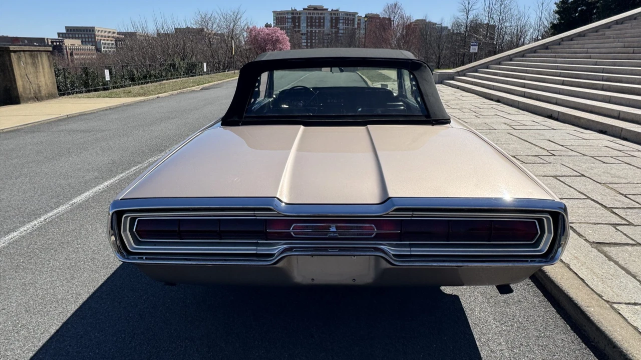 1966 Ford Thunderbird 4th Gen - Image 29 of 31