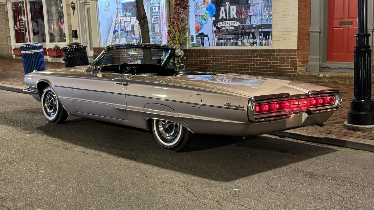 1966 Ford Thunderbird 4th Gen - Image 8 of 31