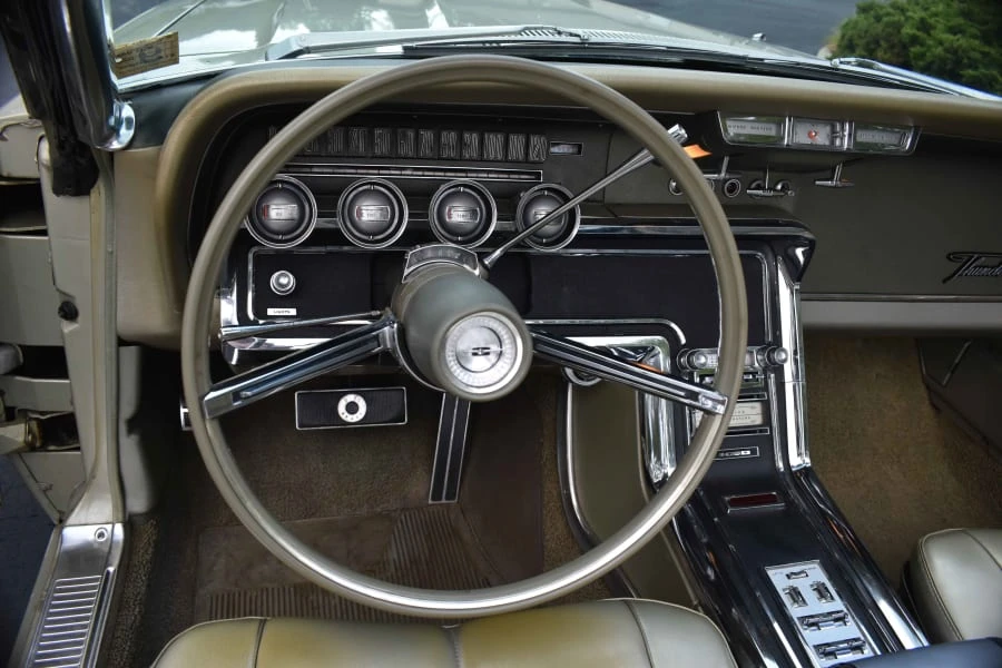 1966 Ford Thunderbird 4th Gen - Image 9 of 12