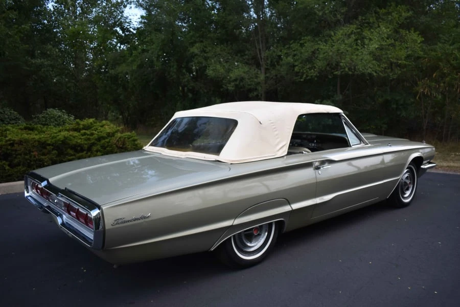 1966 Ford Thunderbird 4th Gen - Image 11 of 12