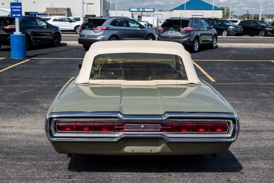 1966 Ford Thunderbird 4th Gen - Image 16 of 31