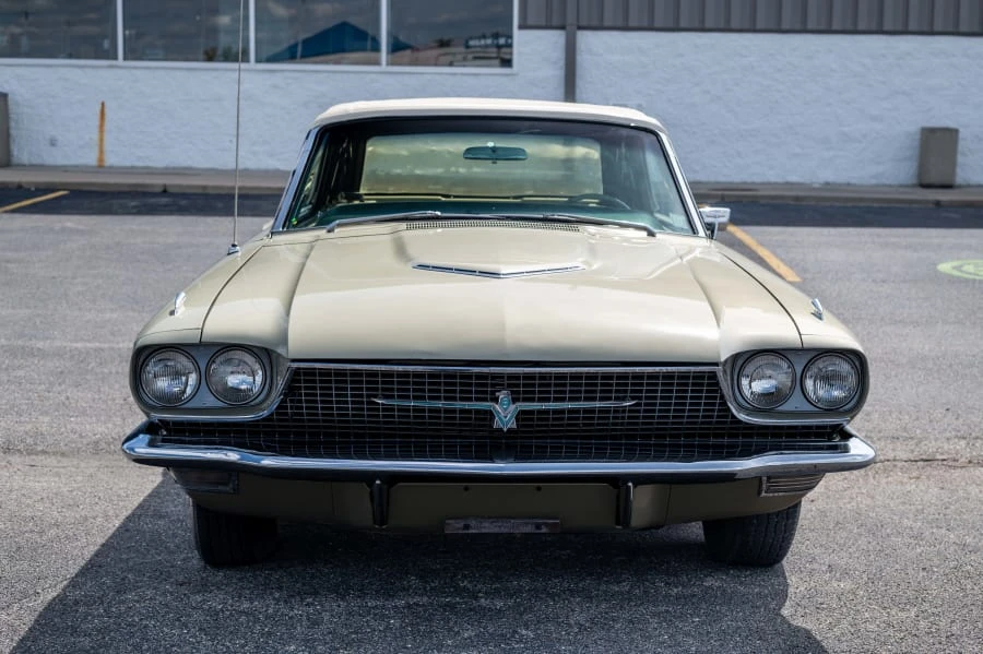 1966 Ford Thunderbird 4th Gen - Image 12 of 31