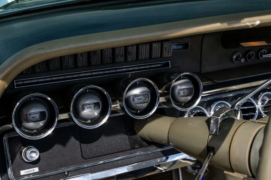 1966 Ford Thunderbird 4th Gen - Image 25 of 31