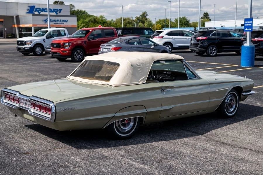 1966 Ford Thunderbird 4th Gen - Image 3 of 31
