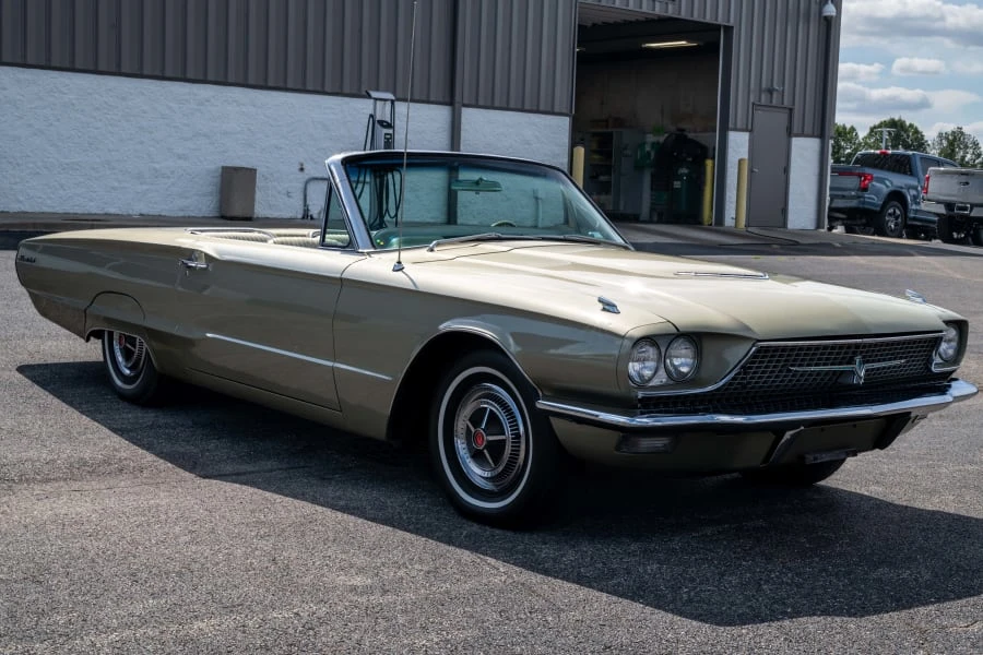 1966 Ford Thunderbird 4th Gen - Image 19 of 31