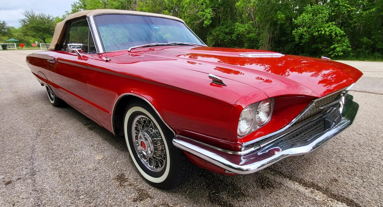 1966 Ford Thunderbird 4th Gen - Image 10 of 31
