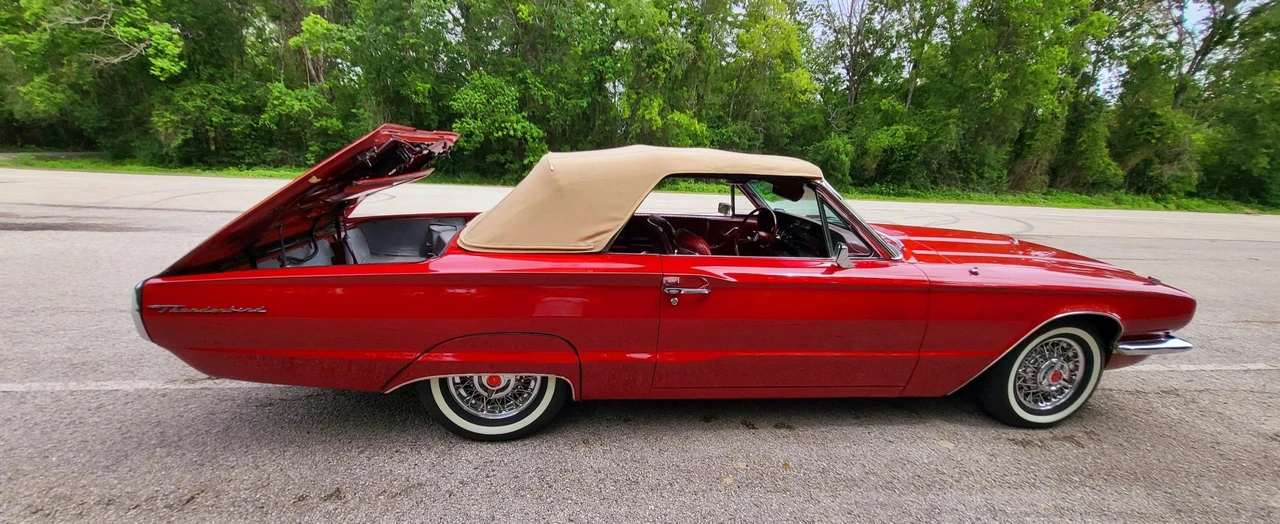 1966 Ford Thunderbird 4th Gen - Image 17 of 31