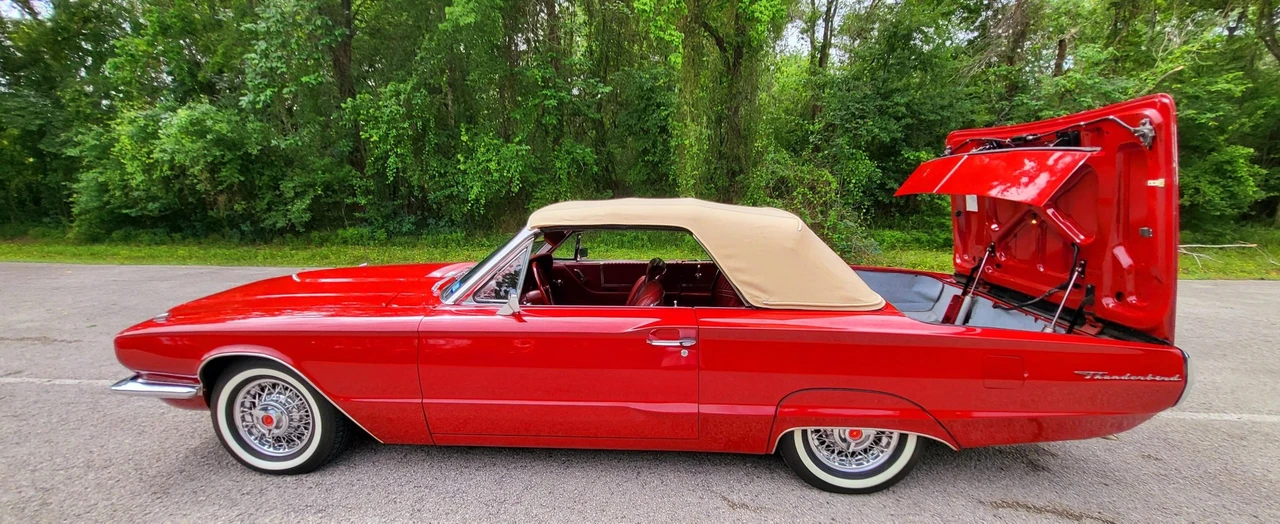 1966 Ford Thunderbird 4th Gen - Image 14 of 31
