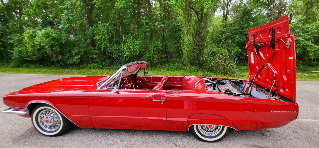 1966 Ford Thunderbird 4th Gen - Image 16 of 31
