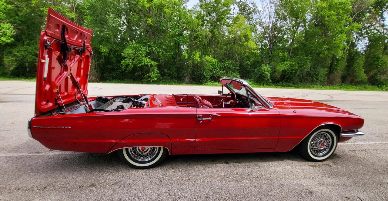 1966 Ford Thunderbird 4th Gen - Image 20 of 31
