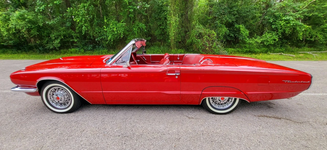 1966 Ford Thunderbird 4th Gen - Image 23 of 31