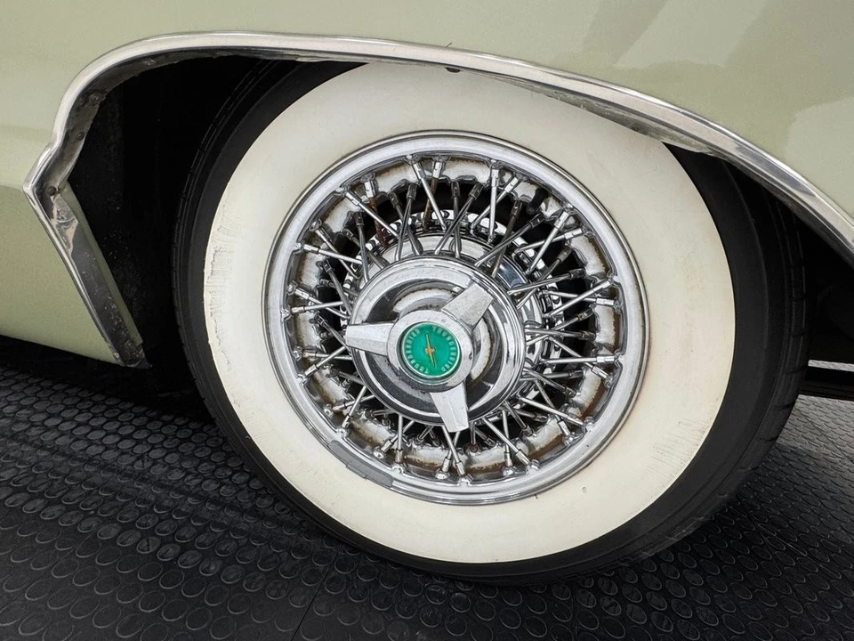 1966 Ford Thunderbird 4th Gen - Image 24 of 31