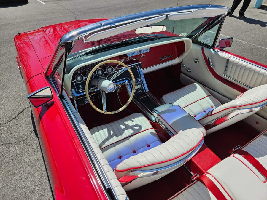 1966 Ford Thunderbird 4th Gen - Image 10 of 13