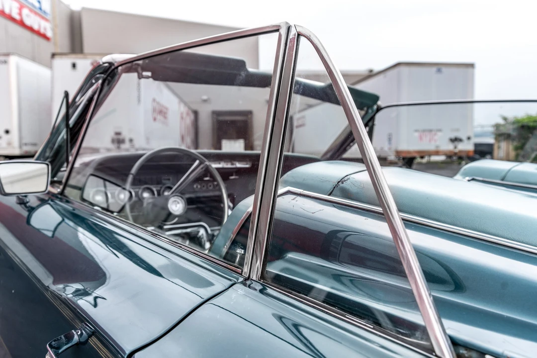 1966 Ford Thunderbird 4th Gen - Image 26 of 31