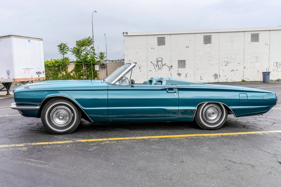 1966 Ford Thunderbird 4th Gen - Image 3 of 31