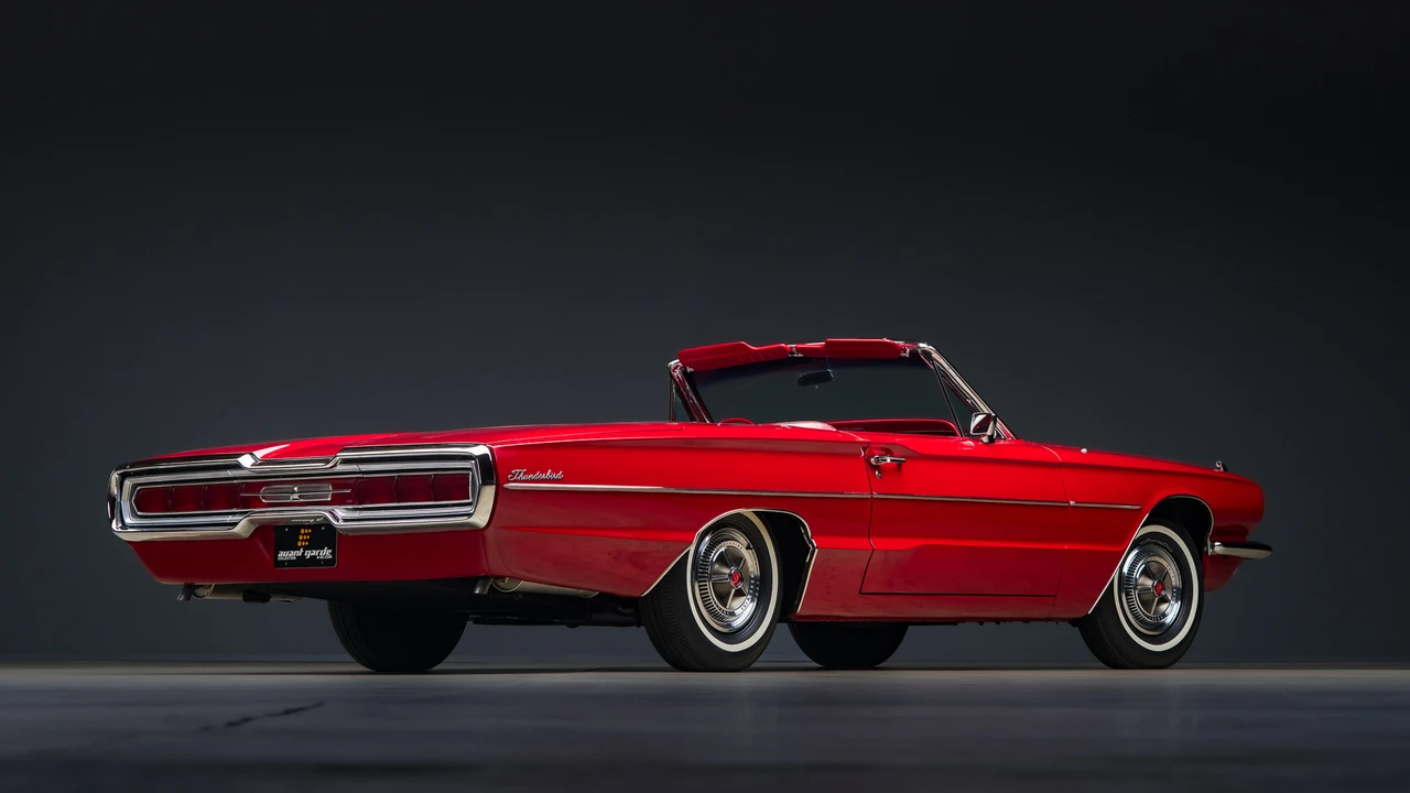 1966 Ford Thunderbird 4th Gen - Image 15 of 31