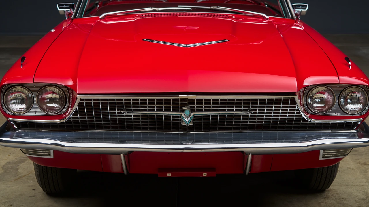 1966 Ford Thunderbird 4th Gen - Image 25 of 31