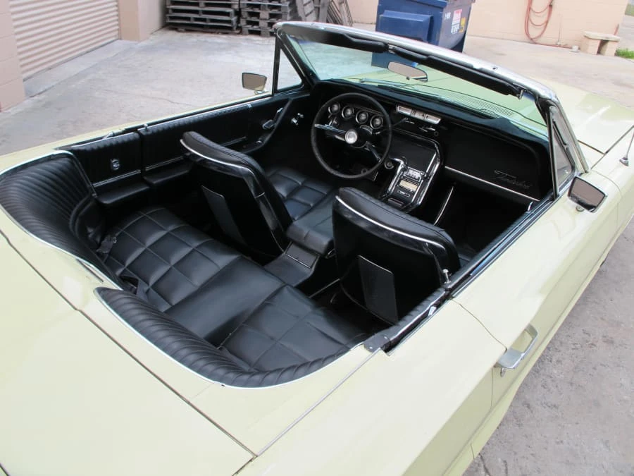 1966 Ford Thunderbird 4th Gen - Image 5 of 9
