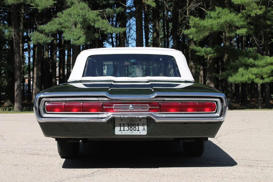 1966 Ford Thunderbird 3rd Gen - Image 9 of 31