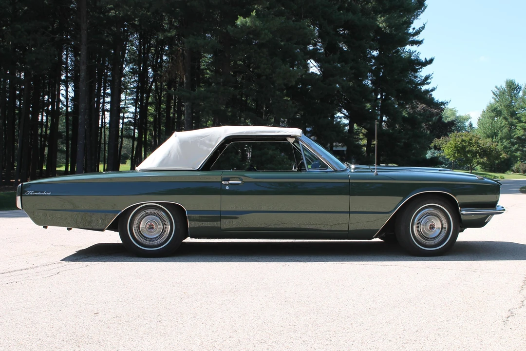 1966 Ford Thunderbird 4th Gen - Image 3 of 7