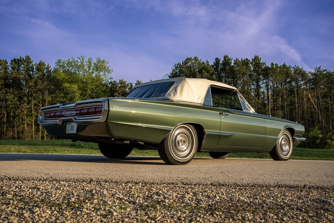 1966 Ford Thunderbird 4th Gen - Image 7 of 31
