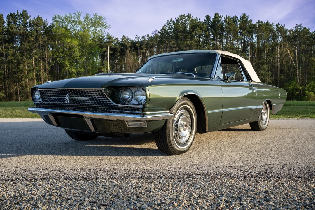 1966 Ford Thunderbird 4th Gen - Image 2 of 31