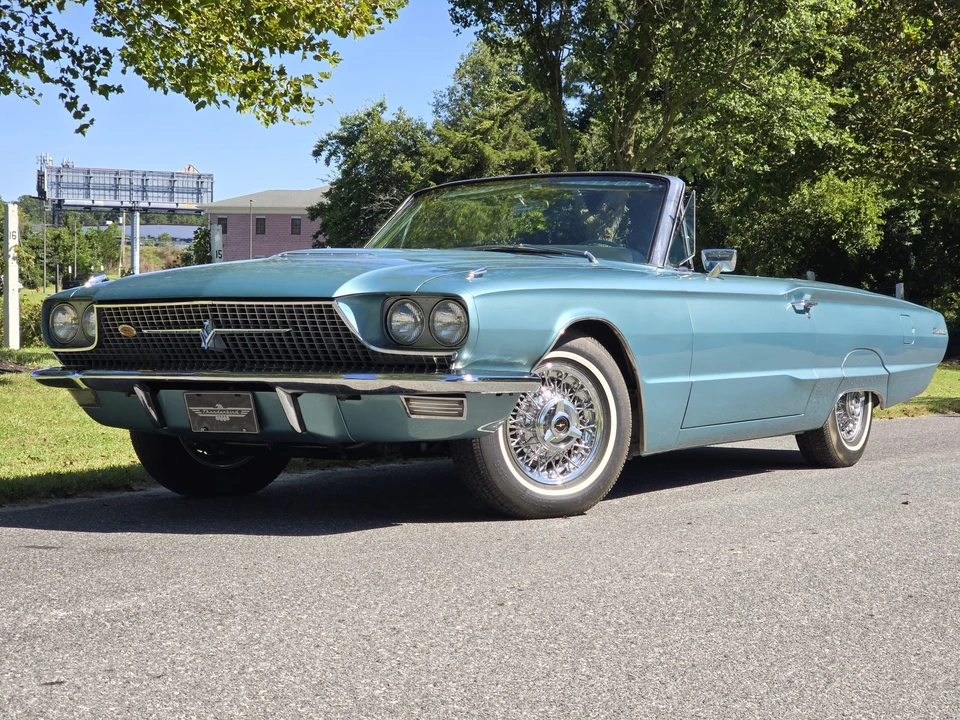 1966 Ford Thunderbird 3rd Gen - Image 4 of 31