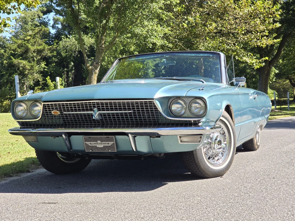 1966 Ford Thunderbird 3rd Gen - Image 7 of 31